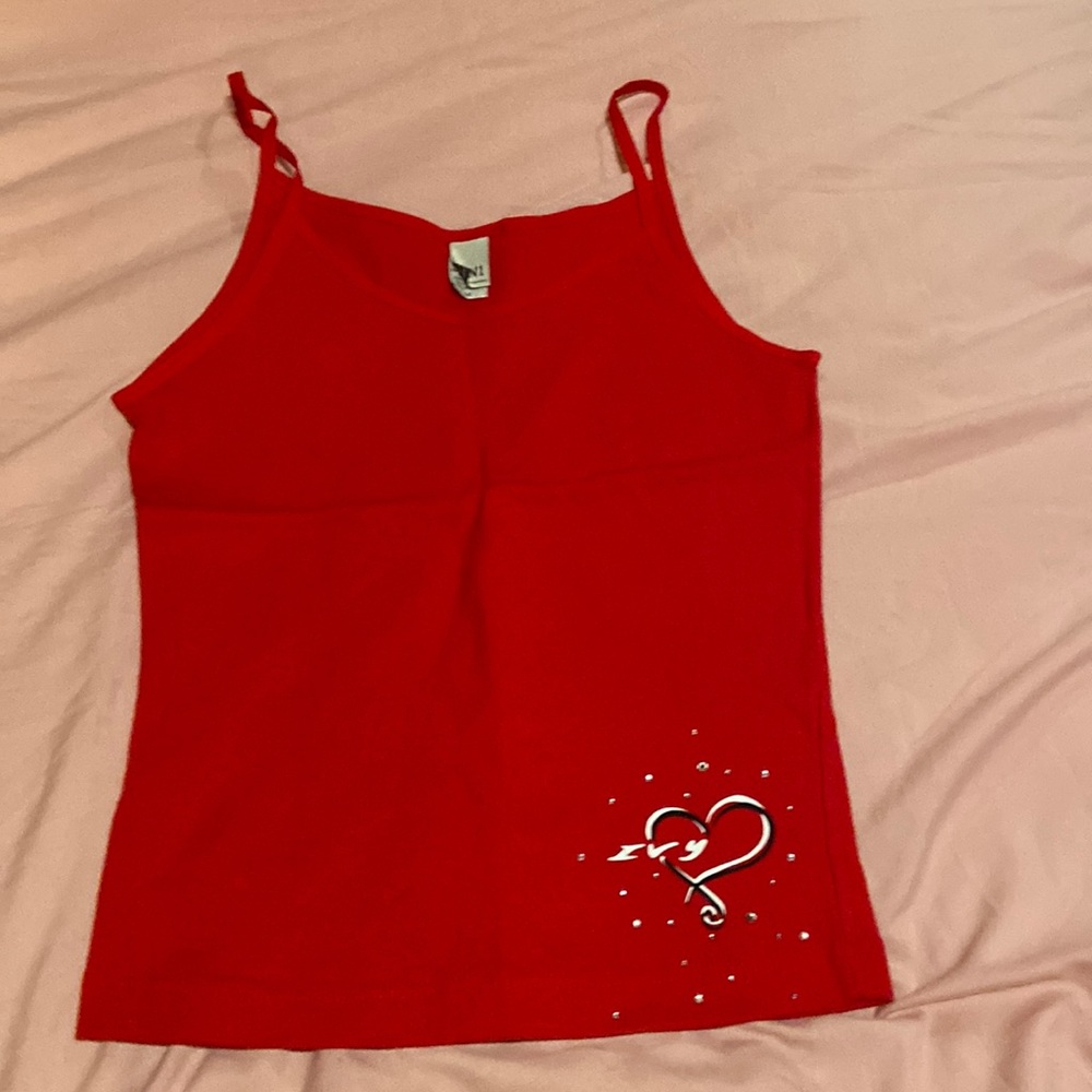 Ivy love red t